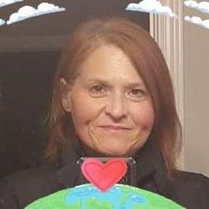 Meet your Posher, Naioma